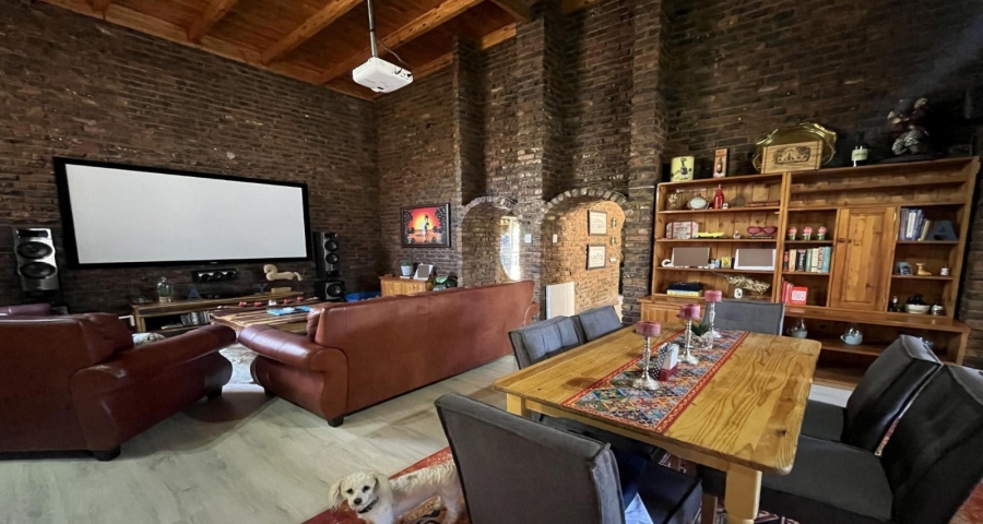 5 Bedroom Property for Sale in Royldene Northern Cape